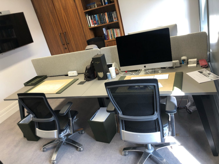 Work Top Desk, Fenix Grigio, 4 pod desk workstation business