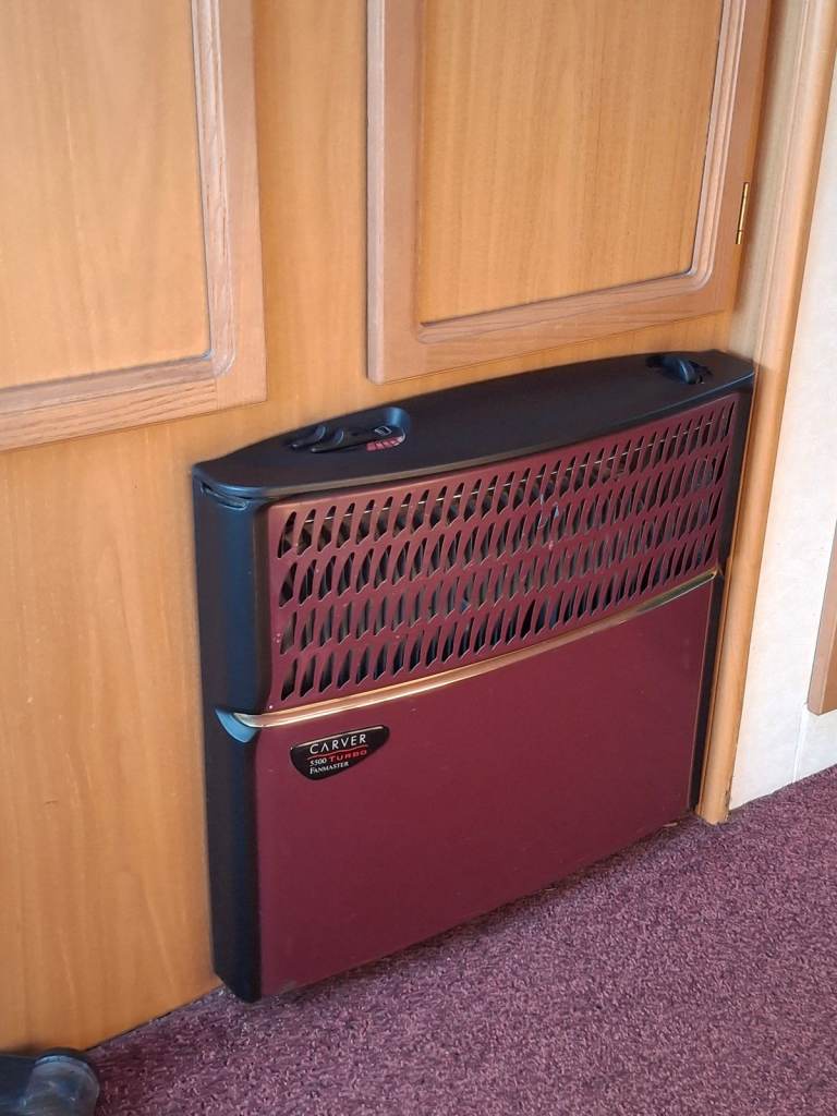 Avondale Rialto 2000 Millenium Edition 5 Birth Caravan 530/5