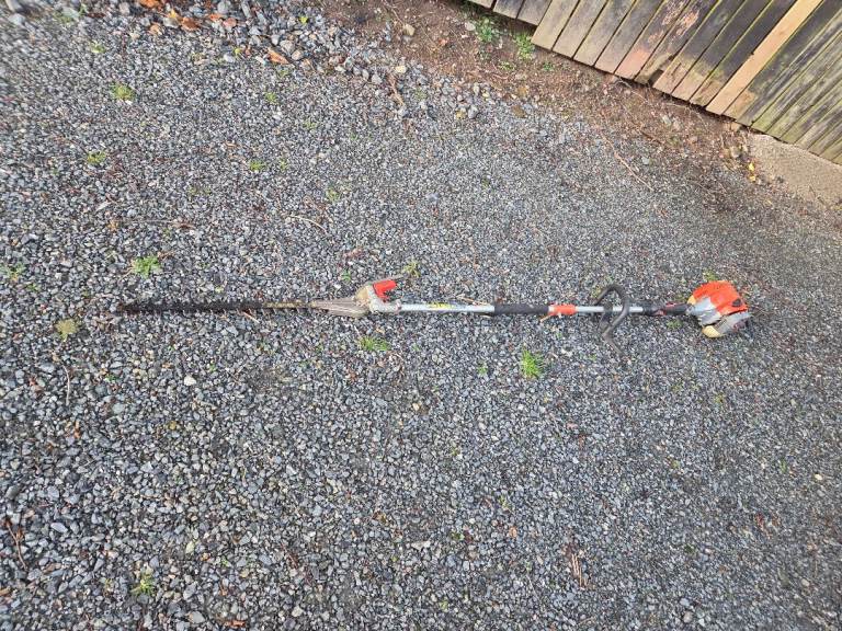 Long Reach Hedge Cutter