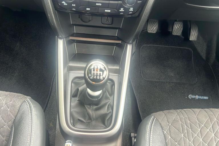  Suzuki Vitara 1.4 Boosterjet Mhev Sz5 Suv 5dr Petrol Hybrid Manual Euro 6 s/s