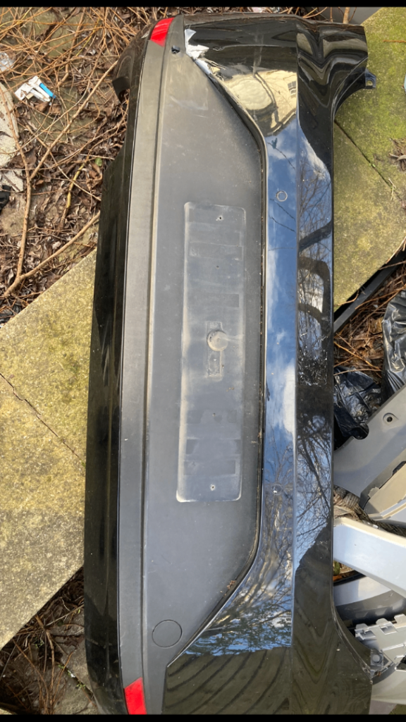 image for Seat Leon 64 plate rear bumper in black 