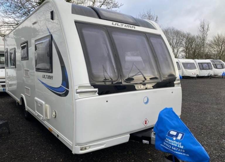 Lunar Ultima 560 2018 Island bed