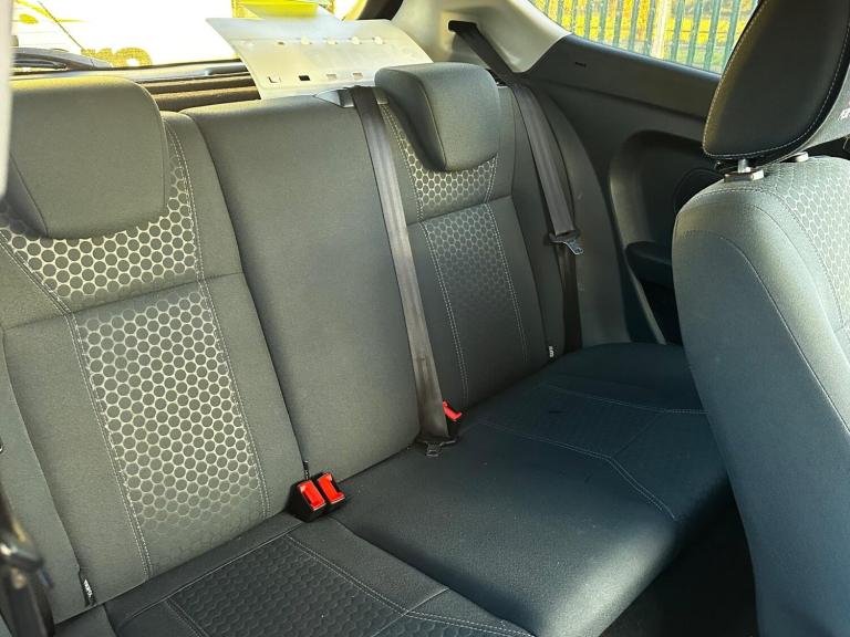 2010 Ford Fiesta 1.4 Titanium 3dr HATCHBACK PETROL Manual