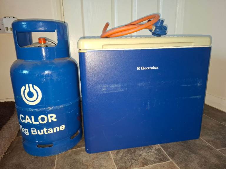 Electrolux 3way camping fridge (camper, fishing, caravan) 12v 240v lpg