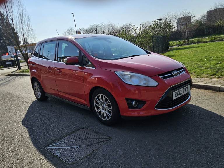 Ford Grand C-max Titanium-  2012 - 7 Seater - MOT - not galaxy touran Estate zafira
