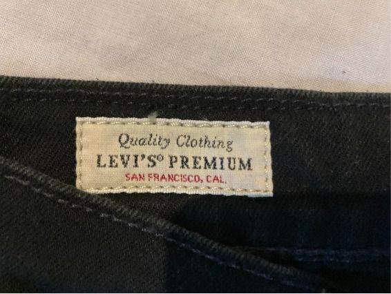 Men's black Levi's Waist 32 Length 34 Excellent condition