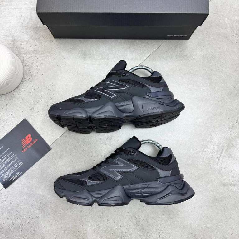 New Balance 9060 Triple Black Trainers - Size UK 9