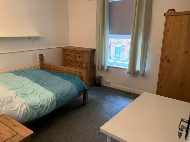 BS5 - High-Spec Shared Accommodation – All Bills Included