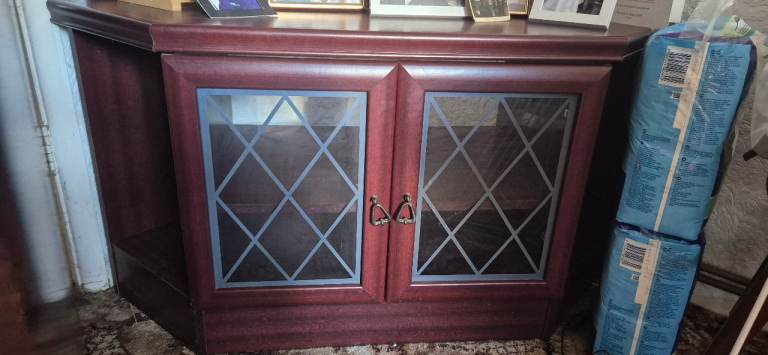 Mahogany Wood Corner TV Unit / Sideboard with Glass Doors
