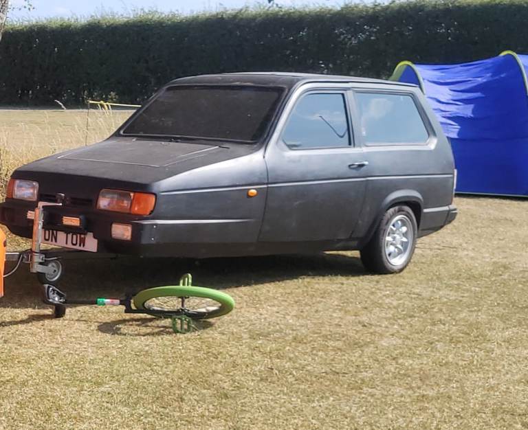 Caravan Reliant robin camping pod