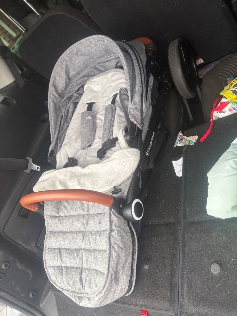 Kinderkraft stroller