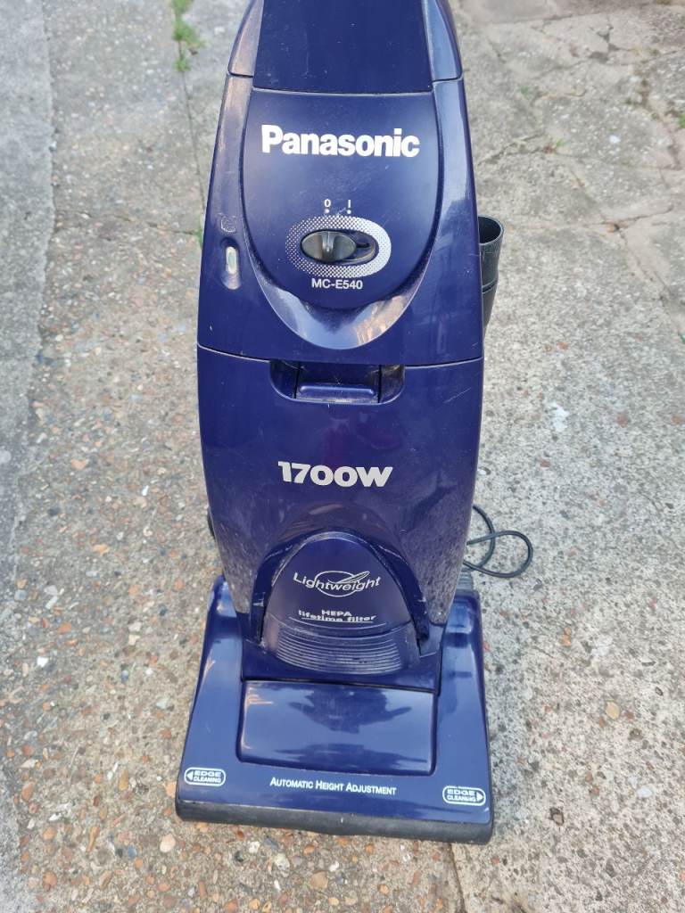 Panasonic 1700 vacuum cleaner 