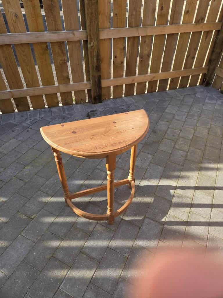 Half round wooden table 
