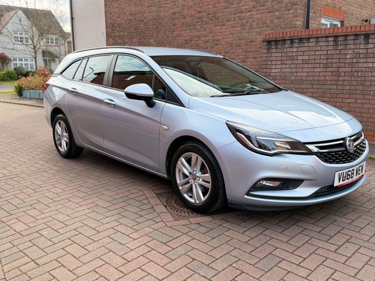 Vauxhall, ASTRA, Estate, 2019, Manual, 1598 (cc), 5 doors