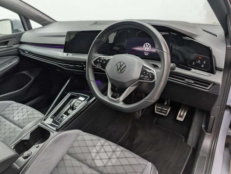 2024 Volkswagen Golf 2.0 TDI R-Line Hatchback 5dr Diesel DSG Euro 6 (s/s) (150 ps) - SAT NAV + C ...