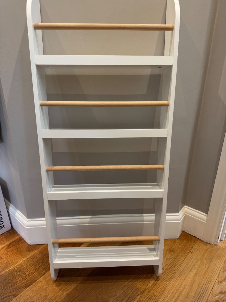 Great little trading company- White Wooden Kids Bookcase / Book Sling – As Good As New