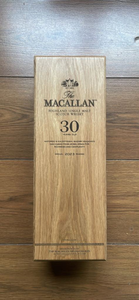 MACALLAN SHERRY OAK 30 (Annual 2023 Release) – EMPTY BOTTLE + WOODEN CASE – NO ALCOHOL