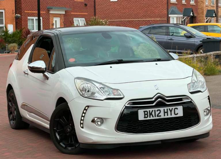 Citroen, DS3, Hatchback, 2012, Manual, 1560 (cc), 3 doors
