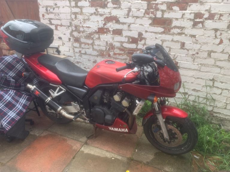 Yamaha, FZS, 2000, 599 (cc)