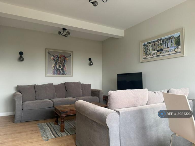 2 bedroom flat in Sunny Gardens Road, Hendon, NW4 (2 bed) (#3024323)