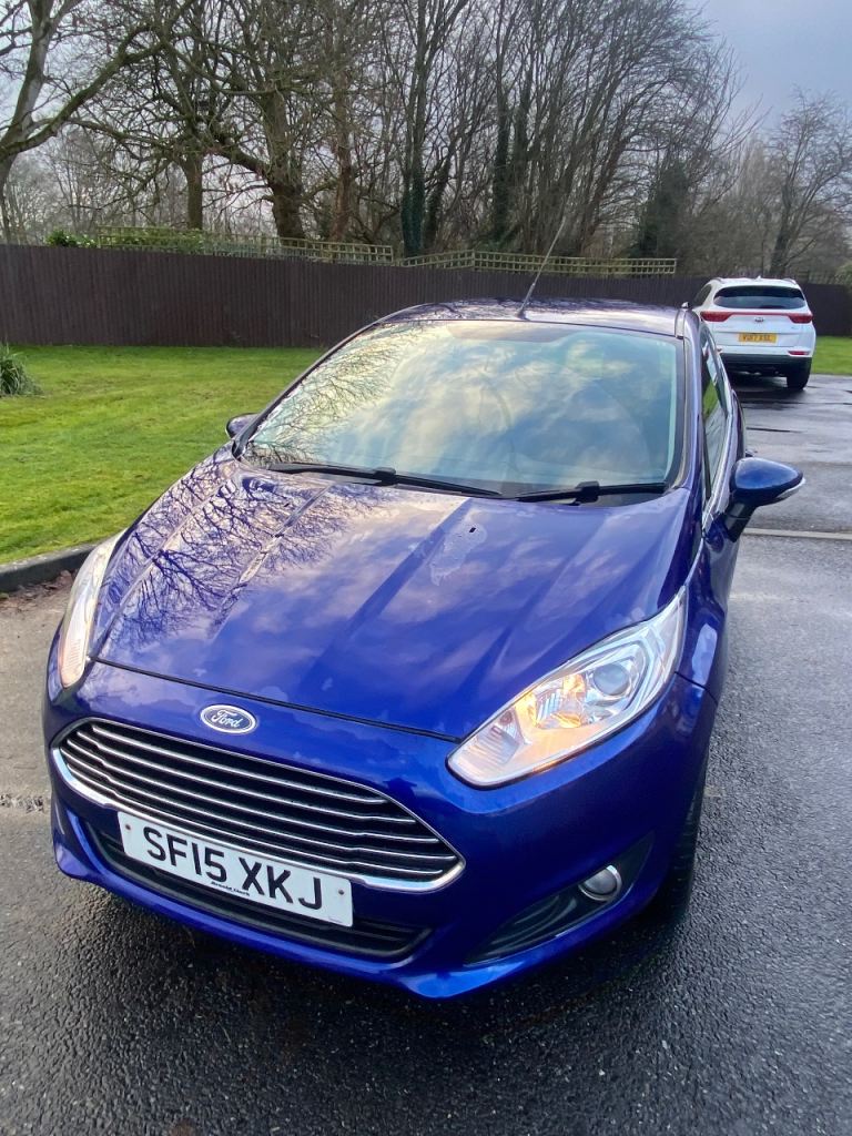 Ford, FIESTA, Hatchback, 2015, Manual, 1241 (cc), 3 doors