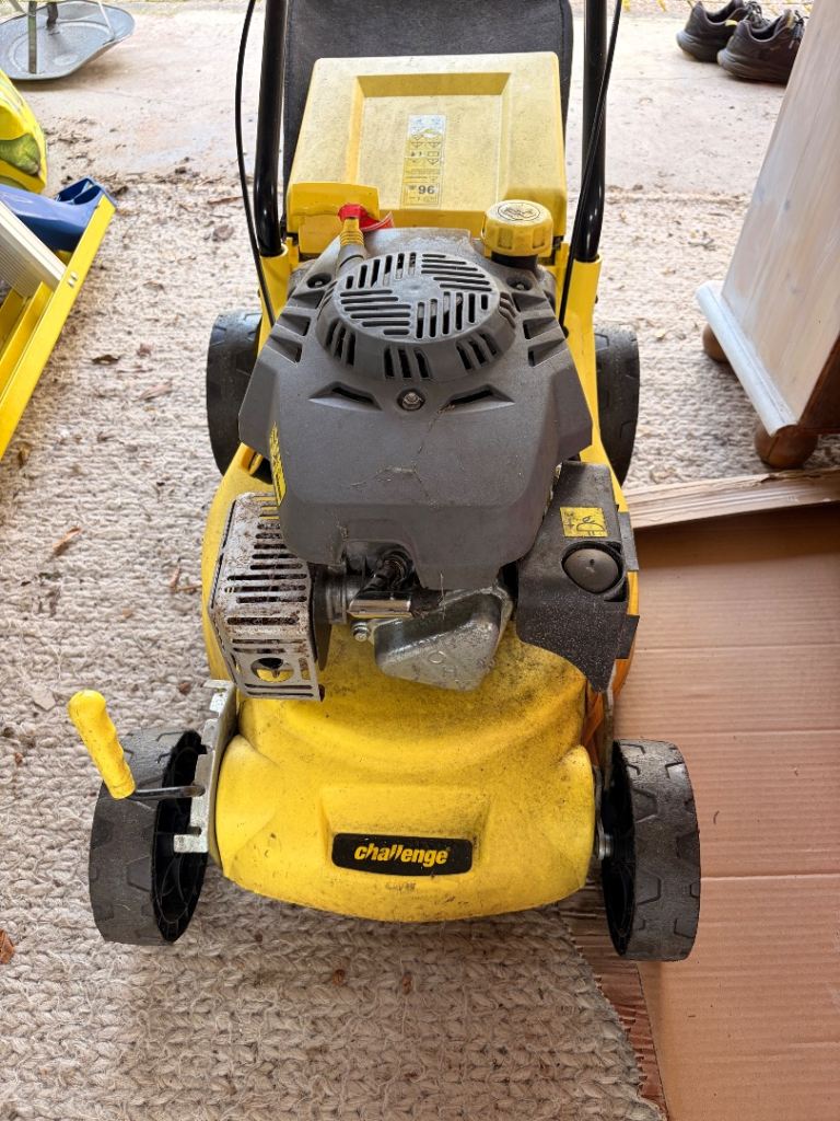 Challenge Petrol lawnmower (not working)