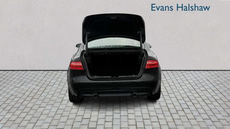 2017 Jaguar XE 2.0d [240] Portfolio 4dr Auto AWD SALOON DIESEL Automatic