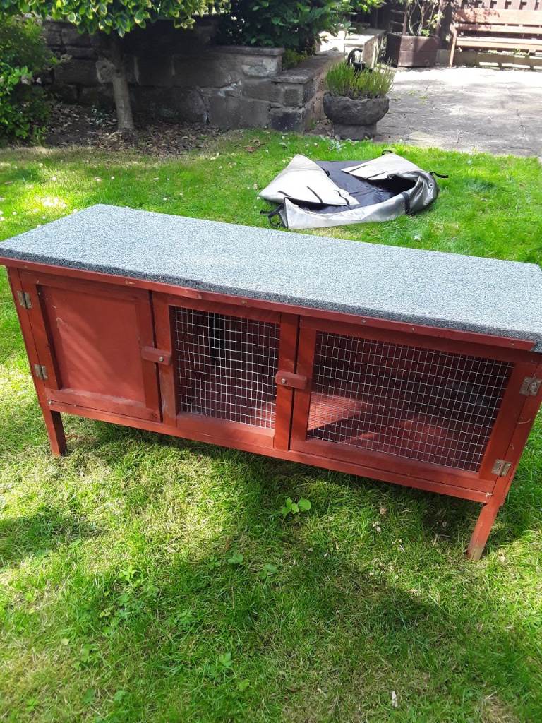 Guinea pig hutch