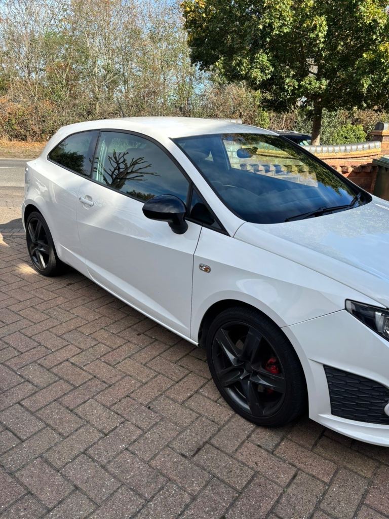 Seat, IBIZA, Hatchback, 2010, Semi-Auto, 1390 (cc), 3 doors