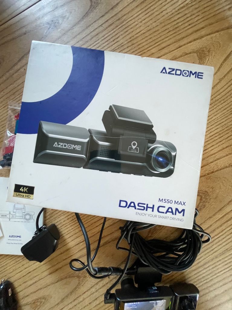 Dash cam 4k 3 channels