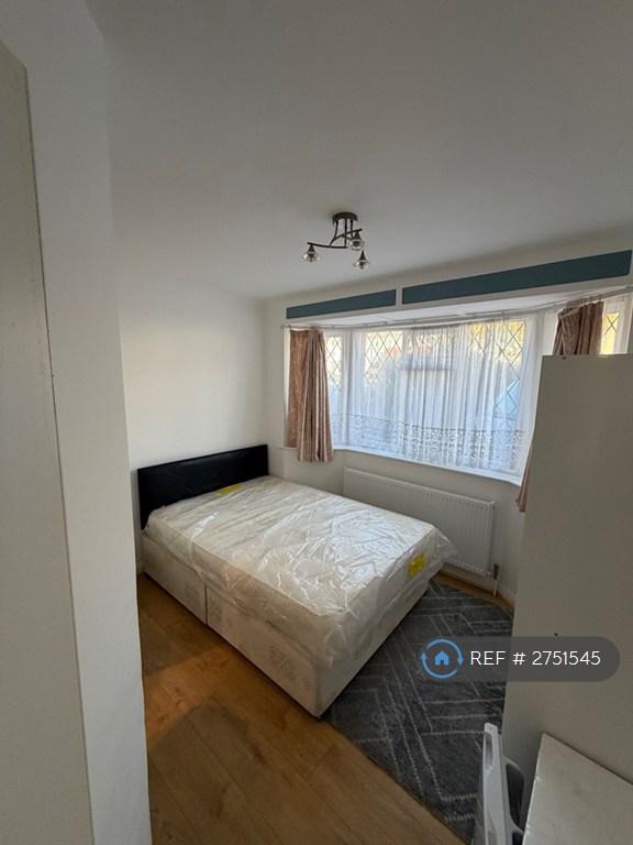1 bedroom in Buckhurst Avenue, Carshalton, SM5 (#2751545)