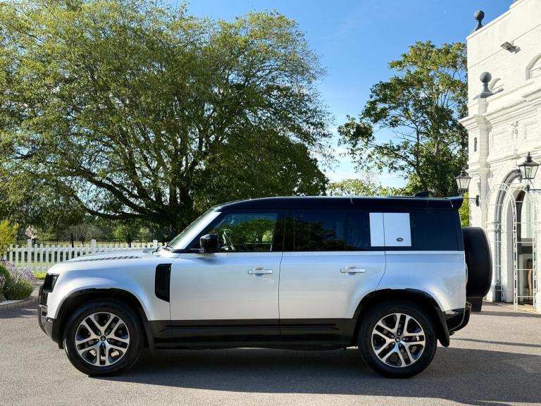 Land Rover, DEFENDER, Estate, 2020, 1999 (cc), 5 doors