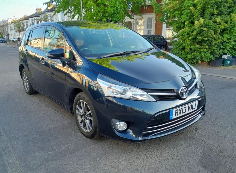 Toyota VERSO 2013 2.0 Diesel Manual