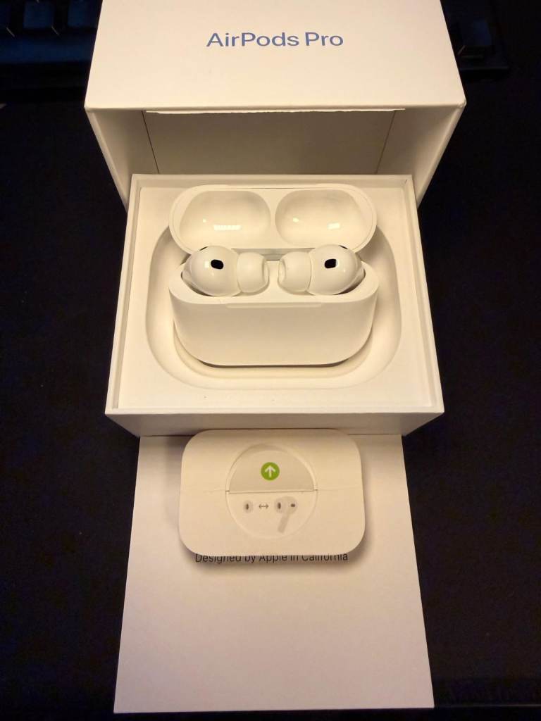 Apple AirPods Pro 3 new 2025 (receipt avail)
