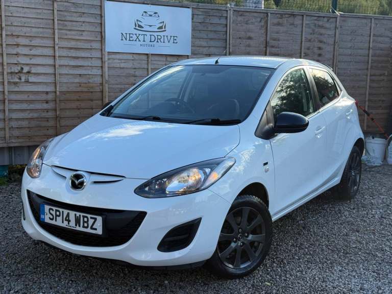2014 Mazda Mazda2 1.3 Colour Edition Euro 5 5dr HATCHBACK Petrol Manual