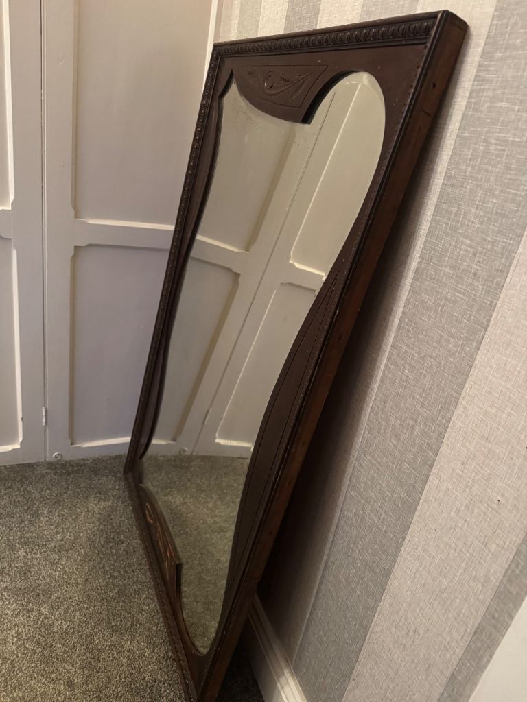 Solid wood mirror 