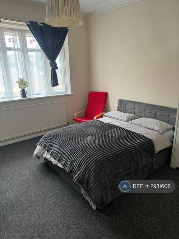 1 bedroom in Merridale Crescent, Wolverhampton, WV3 (#2981606)