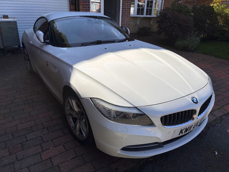 BMW, Z4, Convertible, 2011, Manual, 2497 (cc), 2 doors