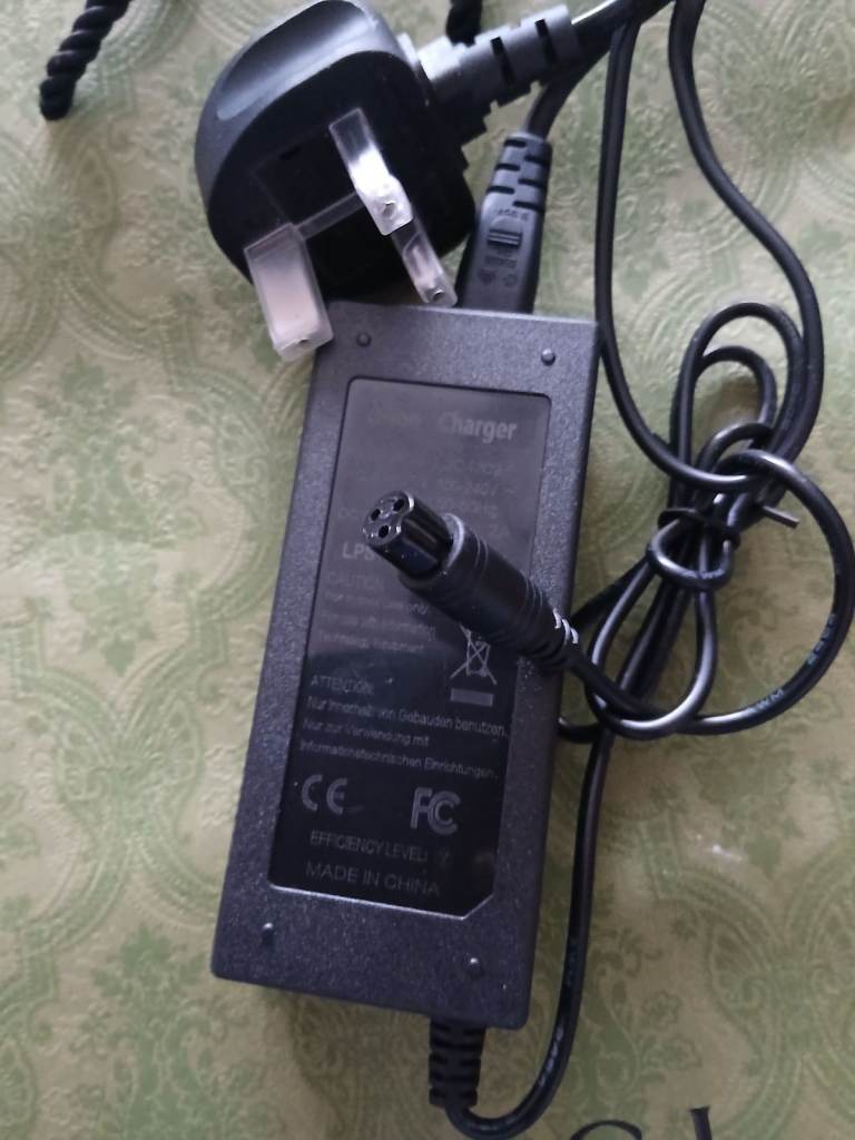 SEGWAY AND HOVERBOARD 42V 2AMP  CHARGER BRAND NEW 