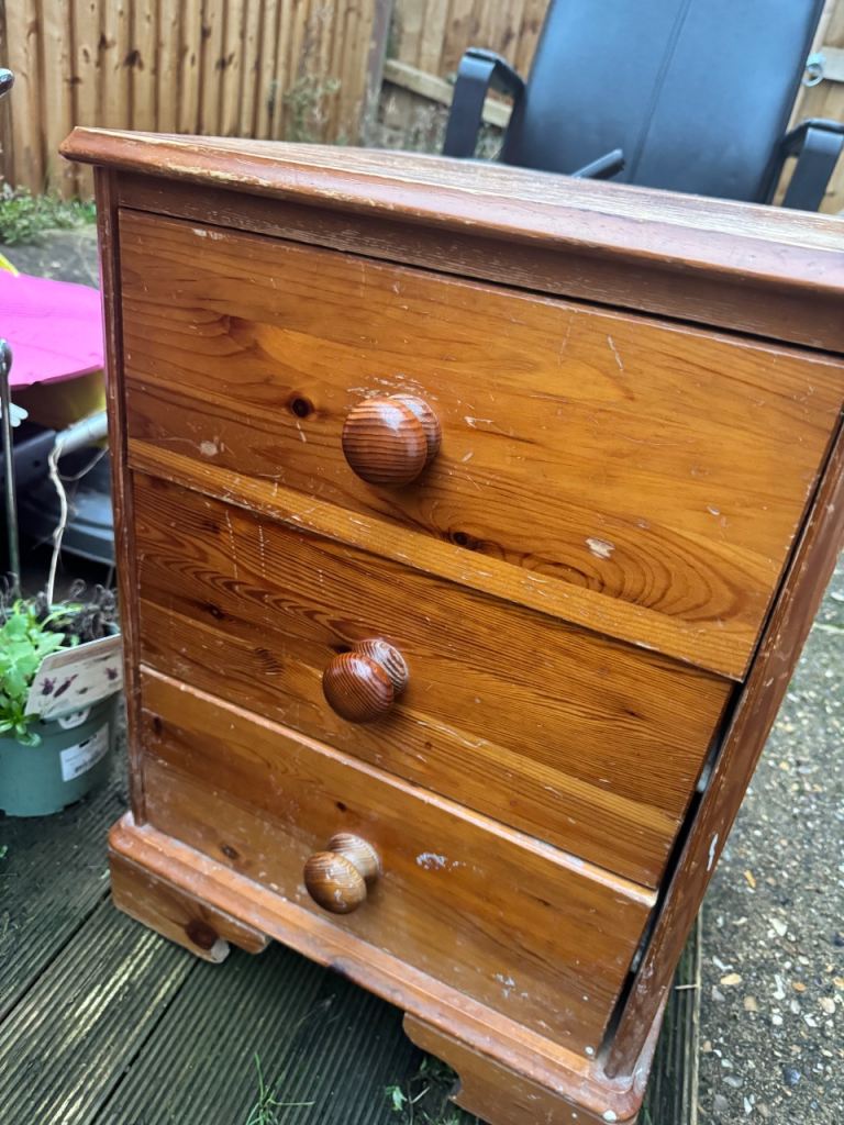 Solid beside wood table 