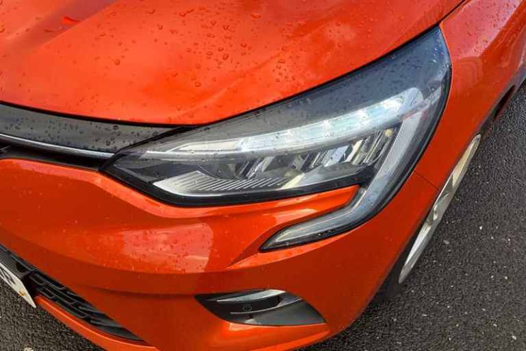 2020 Renault Clio 1.0 SCe 75 Play 5dr HATCHBACK PETROL Manual