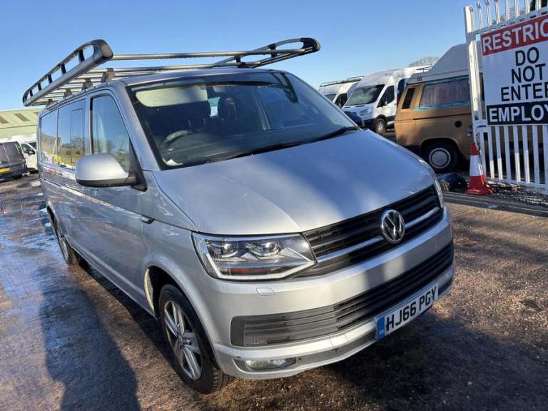  Volkswagen Transporter Transporter T32 TDI BlueMotion Technology Semi-Auto Crew Cab Automatic