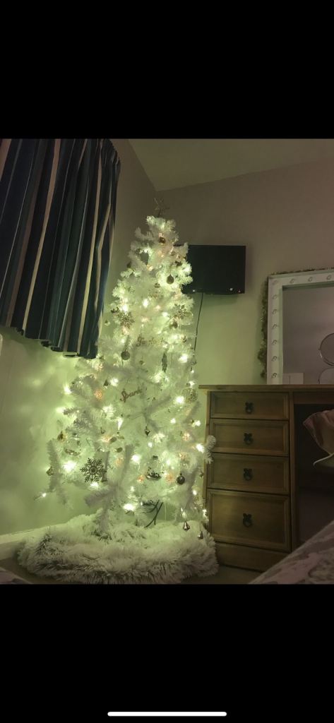 White Christmas tree