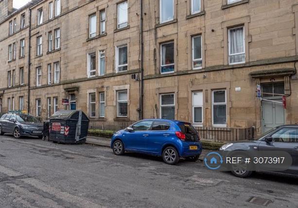 1 bedroom flat in Wardlaw Street, Edinburgh, EH11 (1 bed) (#3073917)