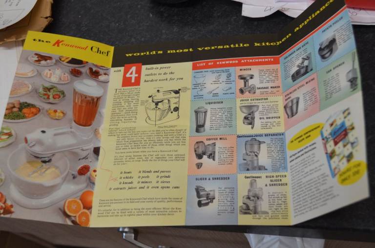 UNIQUE UNUSED KENWOOD CHEF Glass Blender Liquidiser 50's display ATTACHMENTS