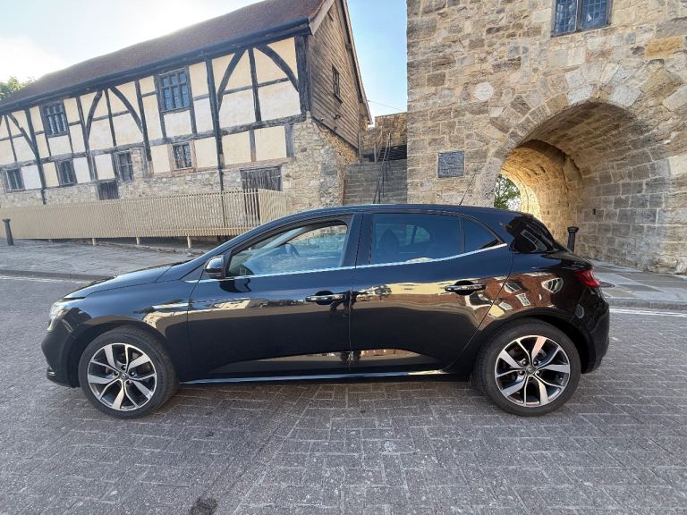 Renault, MEGANE, Hatchback, 2018, Manual, 1198 (cc), 5 doors
