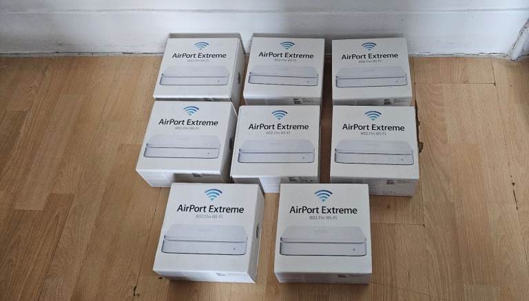 8x Apple Airport Extreme 802.11n WiFi Router Modem