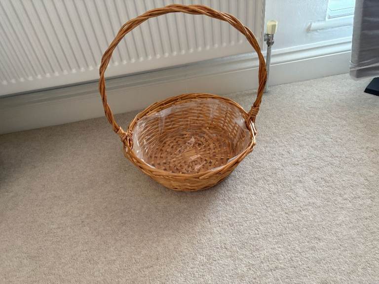 New Cane Basket, Bargain Price, Pick Up SL2 Slough