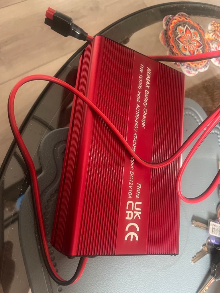 Numax smart charger 121000