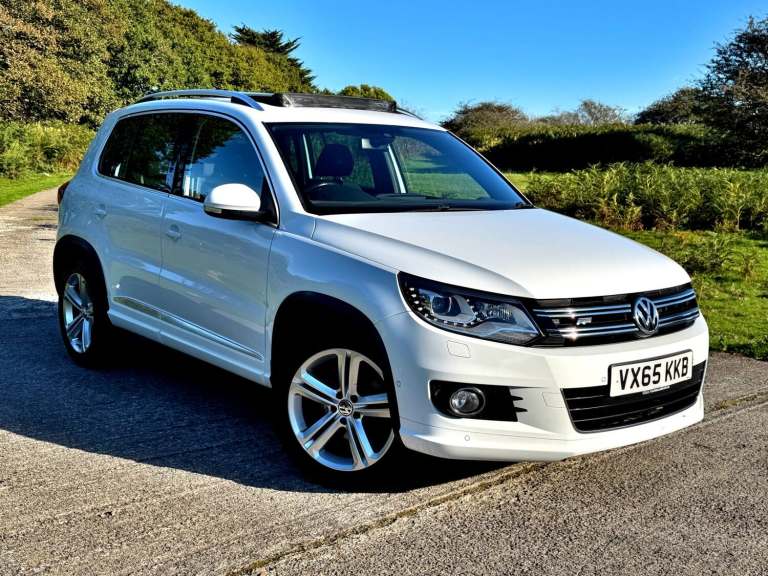 2015 Volkswagen Tiguan 2.0 TDi BlueMotion Tech R-Line 184 5dr DSG [NAV] ESTATE Diesel Automatic